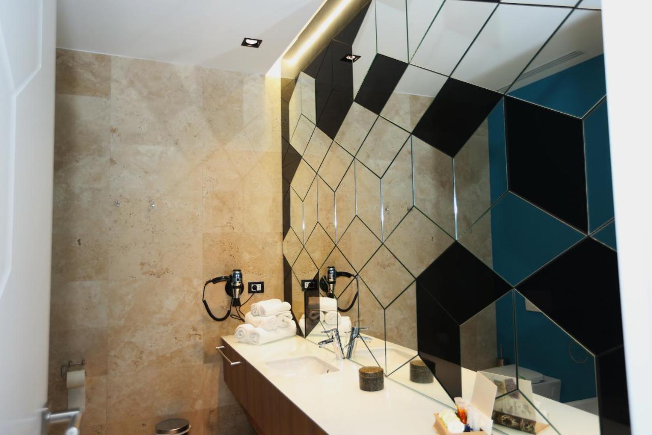 Valentino Rooms Focsani Exterior photo